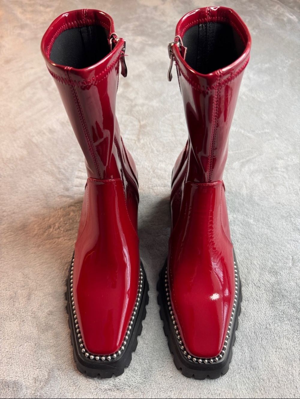 NWOB Lattelier Patent Leather Silver Rhinestone Boots Size EU36 US6